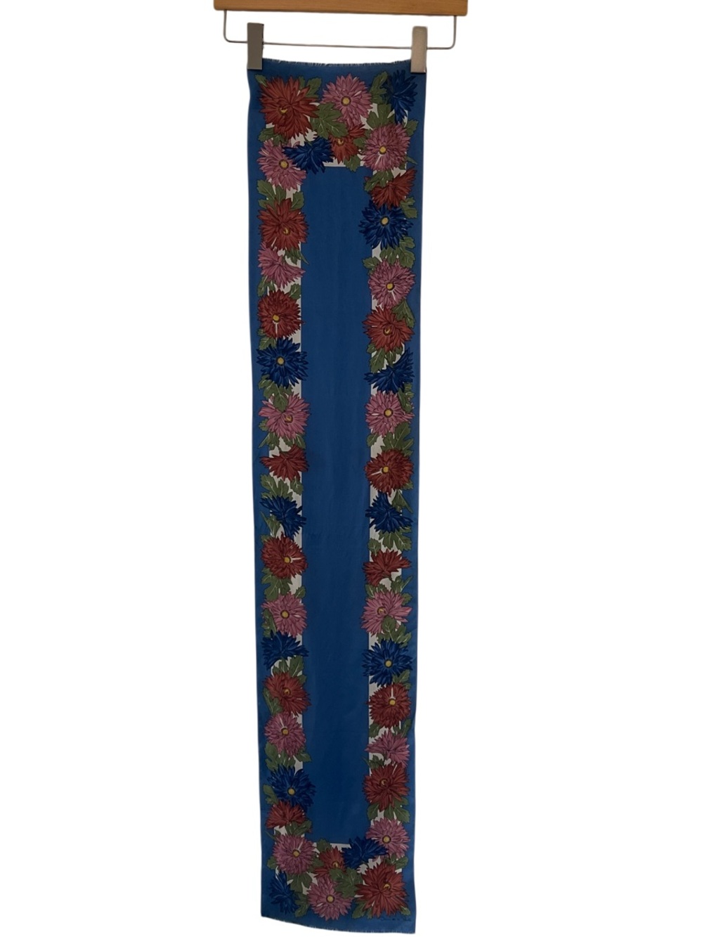 Vintage Oscar de la Renta Silk Floral Oblong Scarf Made in Japan Signed - Picture 3 of 9